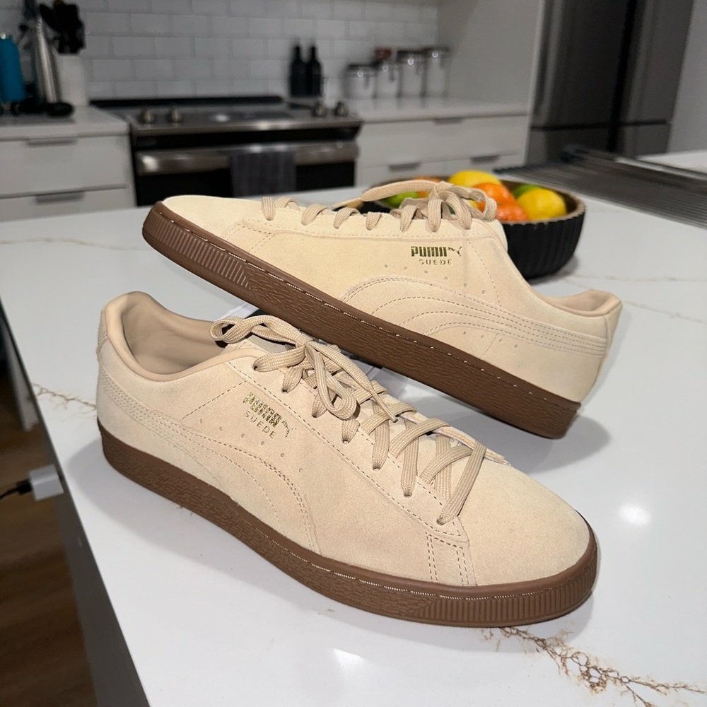 Puma suede sneaker
